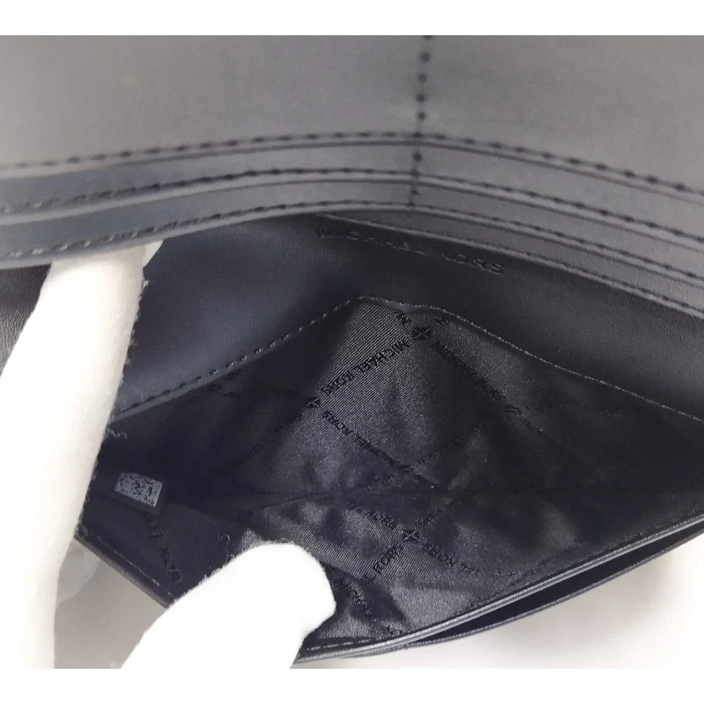 Michael Kors Black Pebbled Leather Credit Card Bifold Wallet - NWT $298